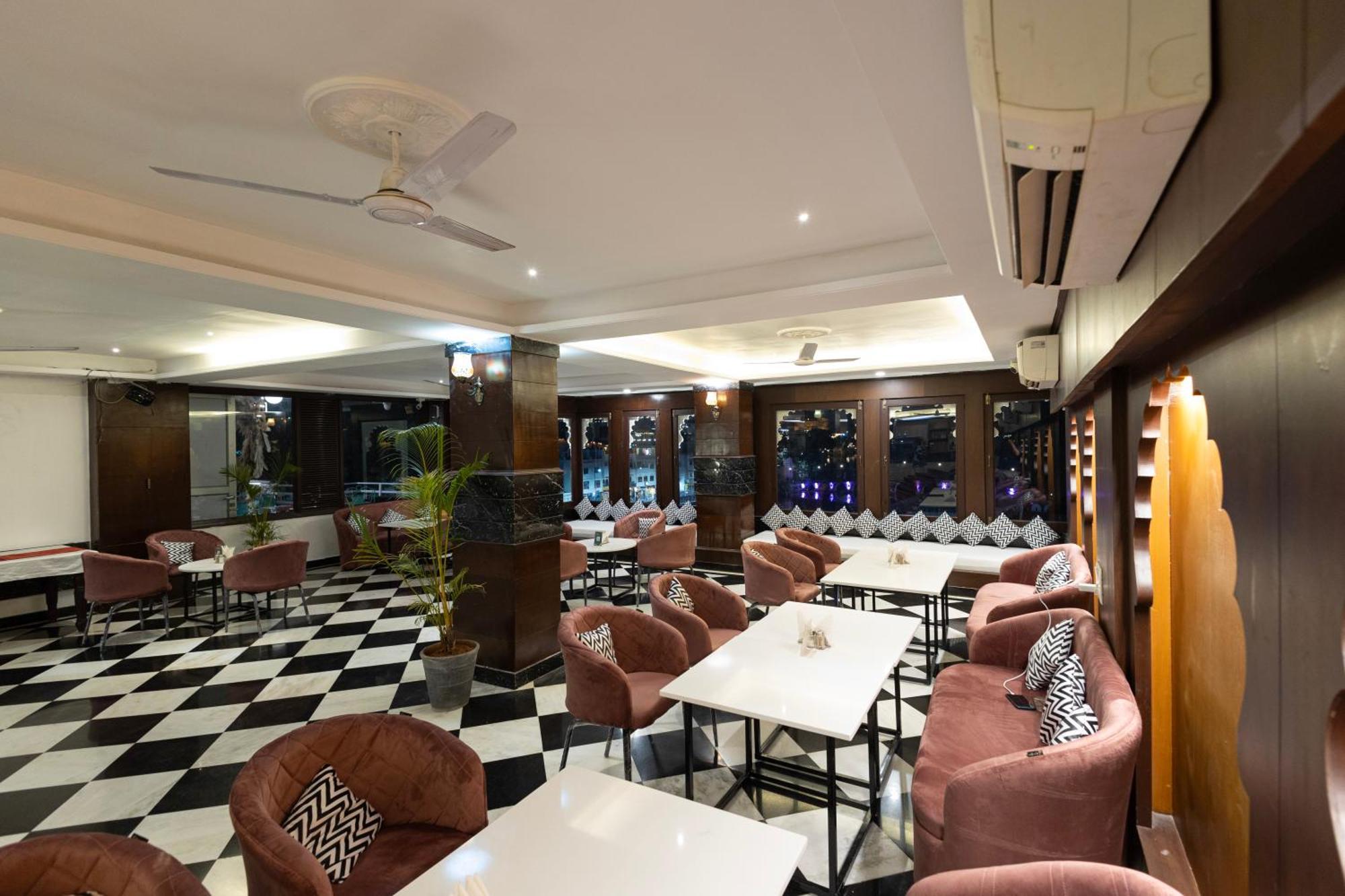 Hotel Hide-in - A View Boutique Udaipur